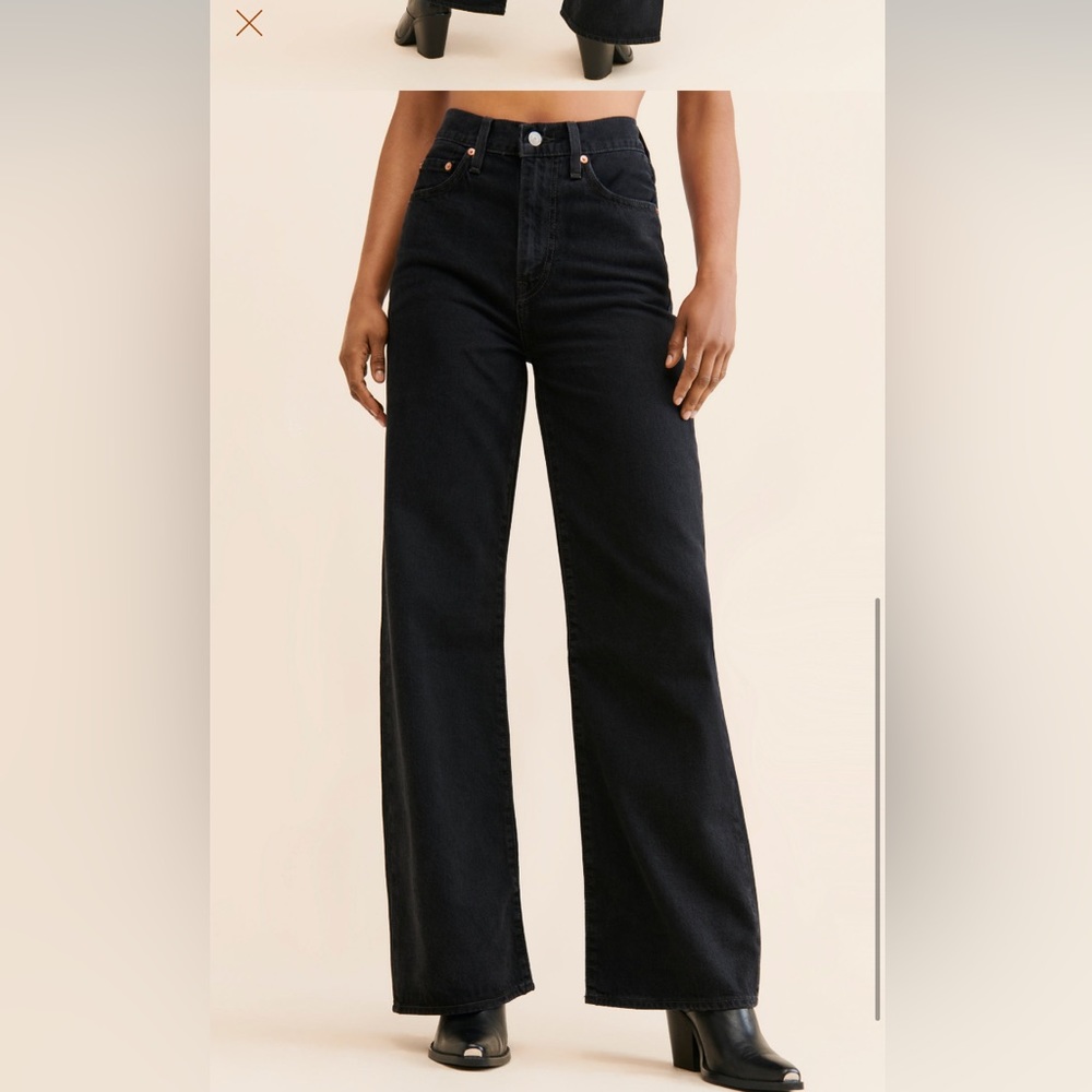 Levi’s Ribcage Wide Leg